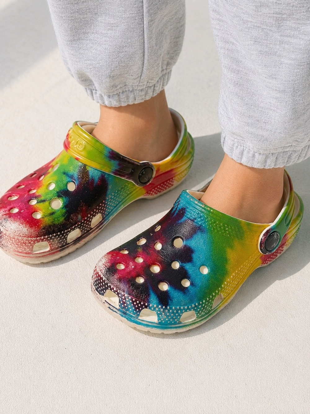 Crocs Kids Multicolor Tie-Dye Classic Clogs Shoes Size 10